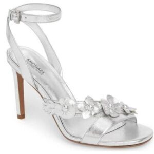 MICHAEL MICHAEL Kors Women's Tricia Leather Pump